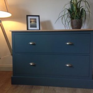 SHABBY CHIC SIDEBOARD