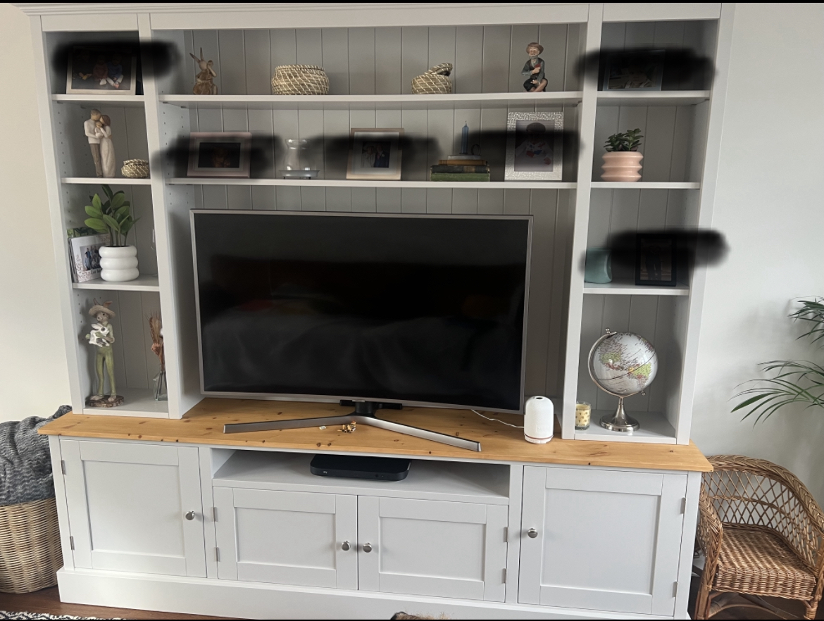 Gorgeous 7ft painted tv unit dresser