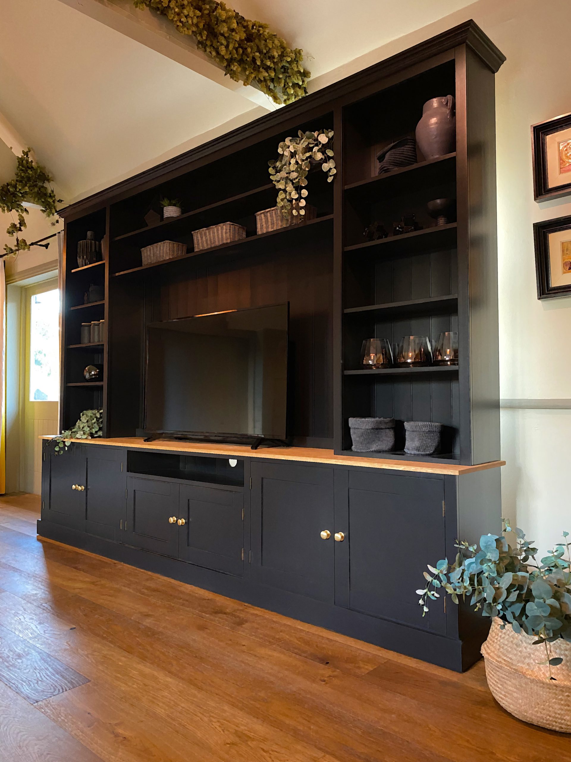 10ft radwell Tv media unit with open shelf