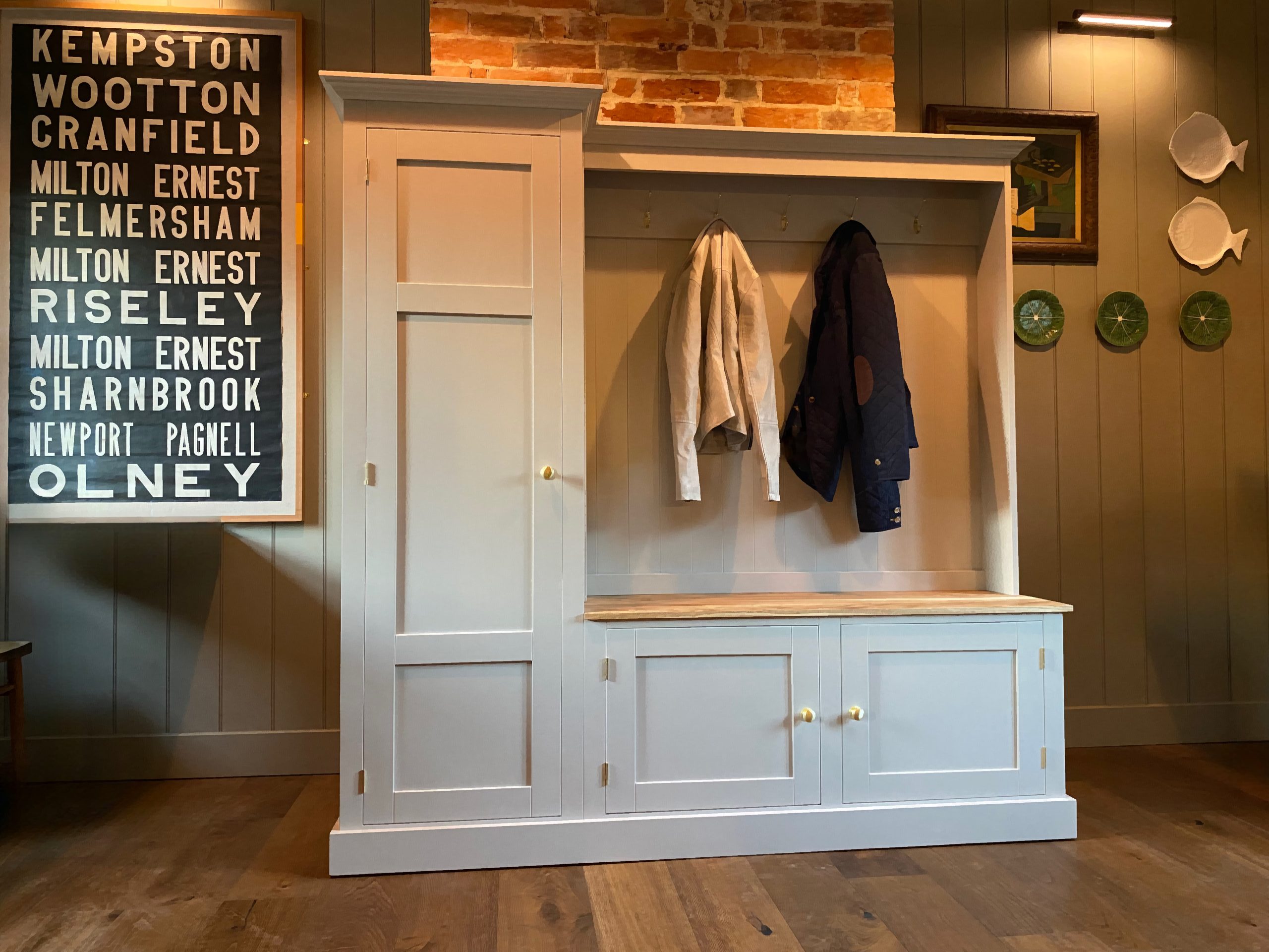 Handmade boot room units