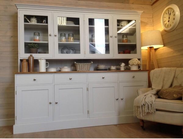 Fill Your Bedroom With Beautiful Handmade Painted Furniture