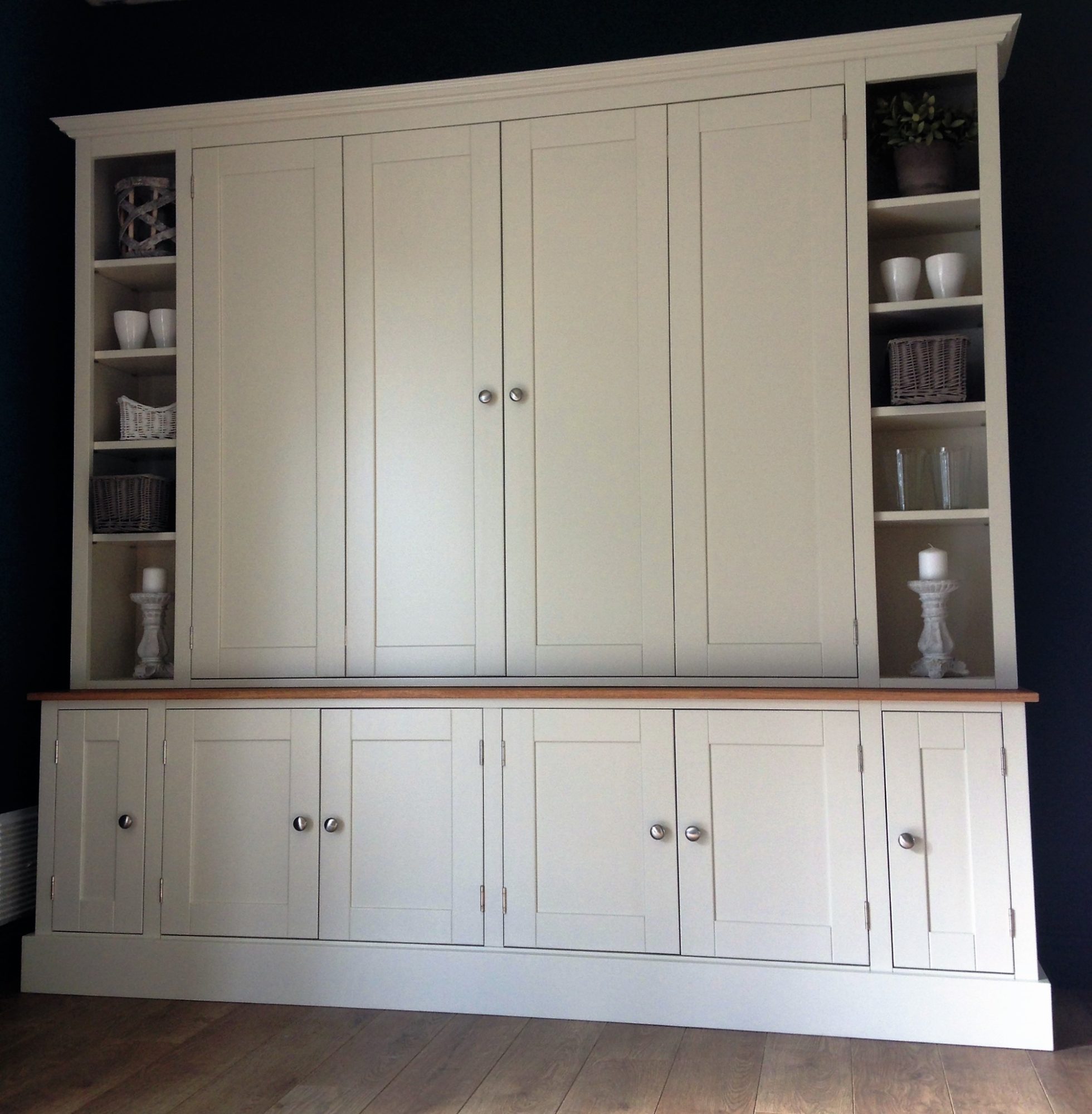 Master the Media Maze: Function Meets Style in Modern TV Unit