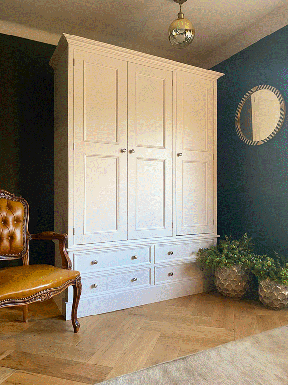 Explore Beautiful Wardrobe Styles to Suit Your Home Decor