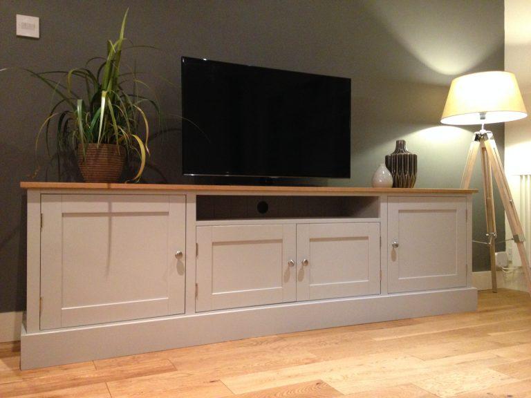 Maximise Space and Style with a Big TV Cabinet